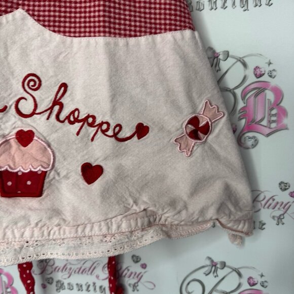Funny valentine apron baking cooking kitchen Sweet Shoppe Red and White Apron - Picture 4 of 11